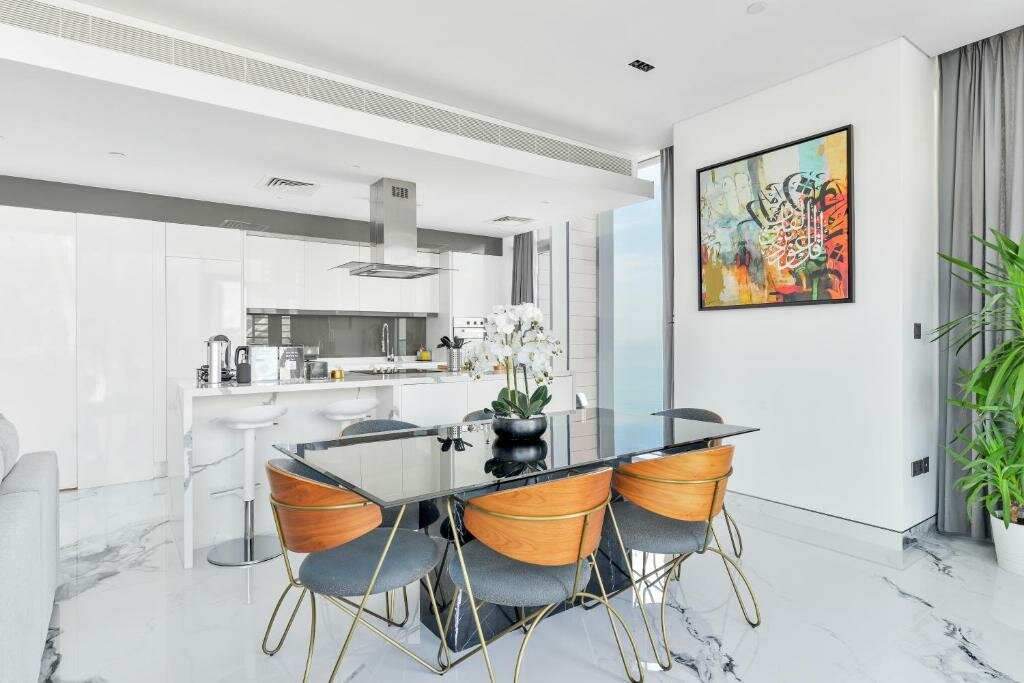 Luxurious 3 BR Apt with maids room facing Ain Dubai, Bluewaters Island — фото 1