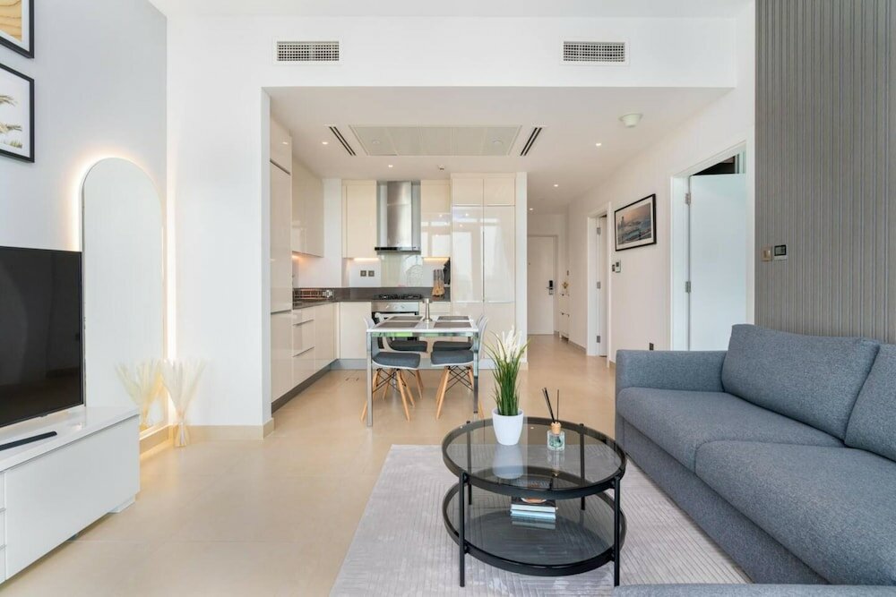 Дубай: Stunning 1BD Apartment 15mins to Marina Promenade!