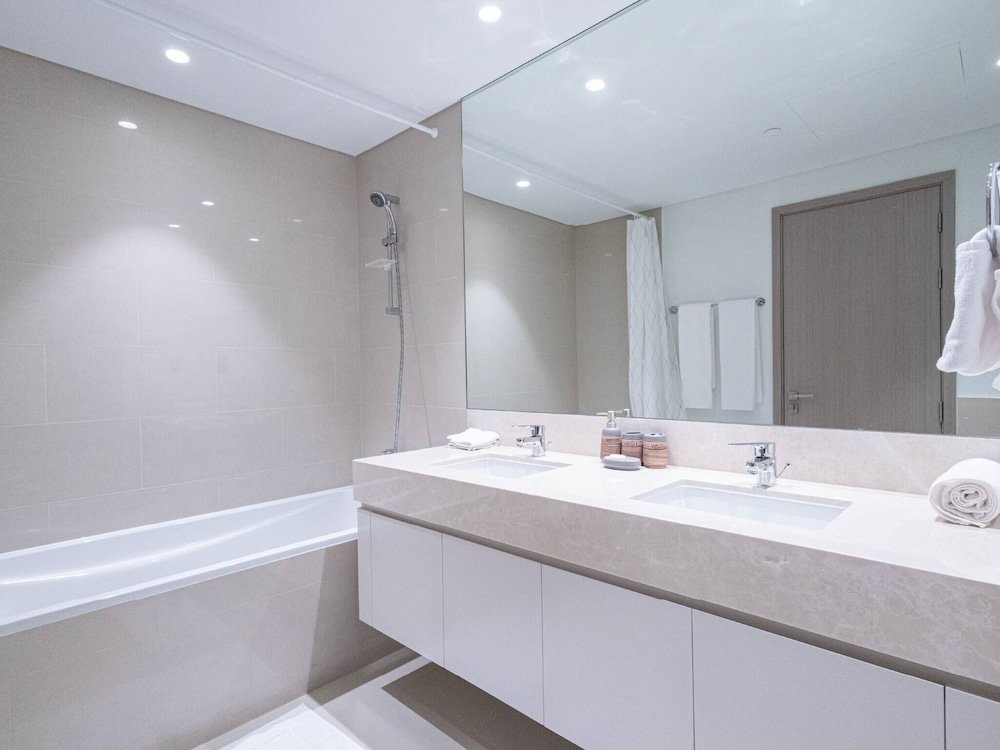 Дубай: Mh- Act - Burj View 3bhk-ref4001