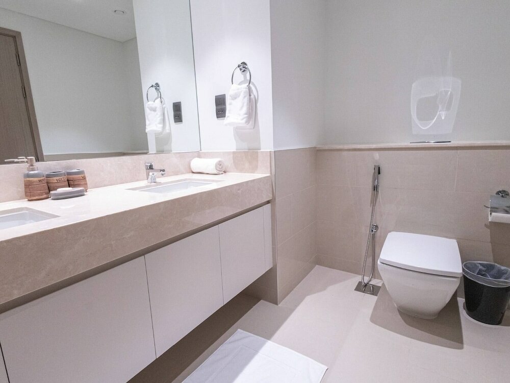 Дубай: Mh- Act - Burj View 3bhk-ref4001