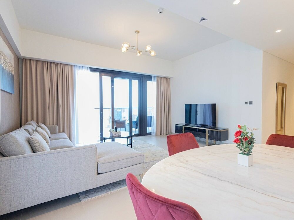 Дубай: Mh- Act - Burj View 3bhk-ref4001