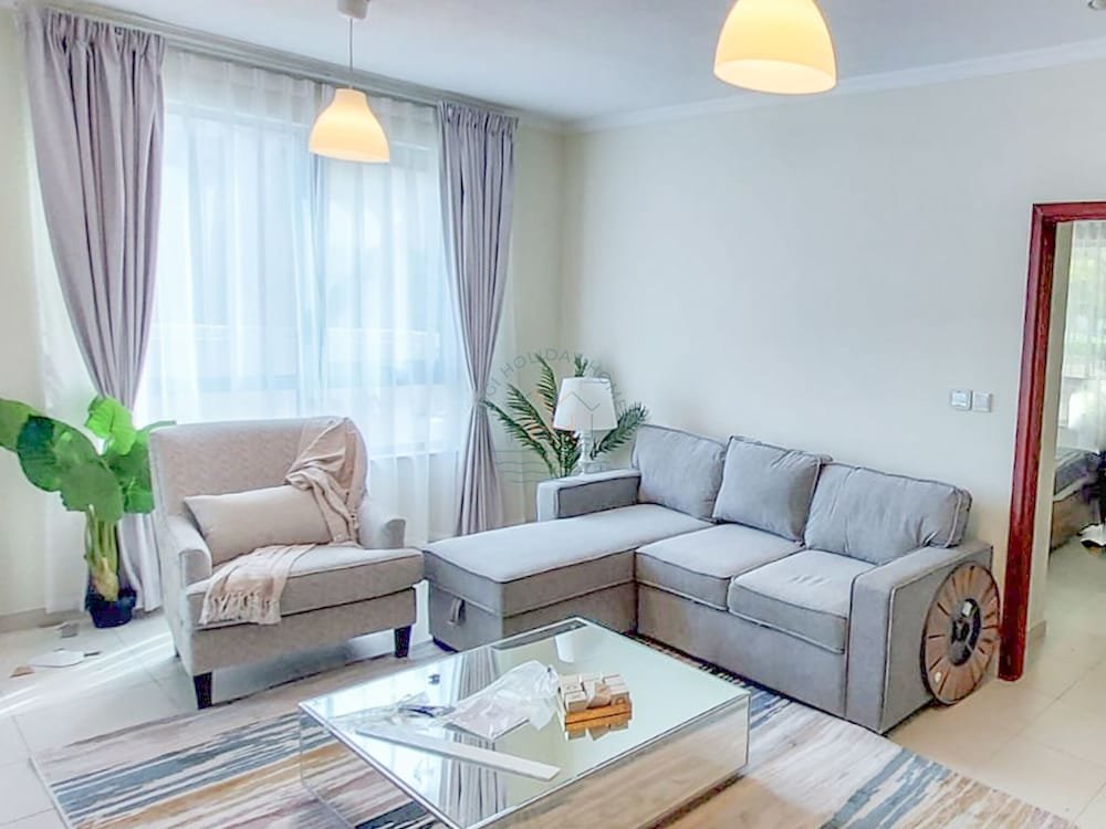 Дубай: Yogi - City Sophistication 1BR Apt at The Residences 7