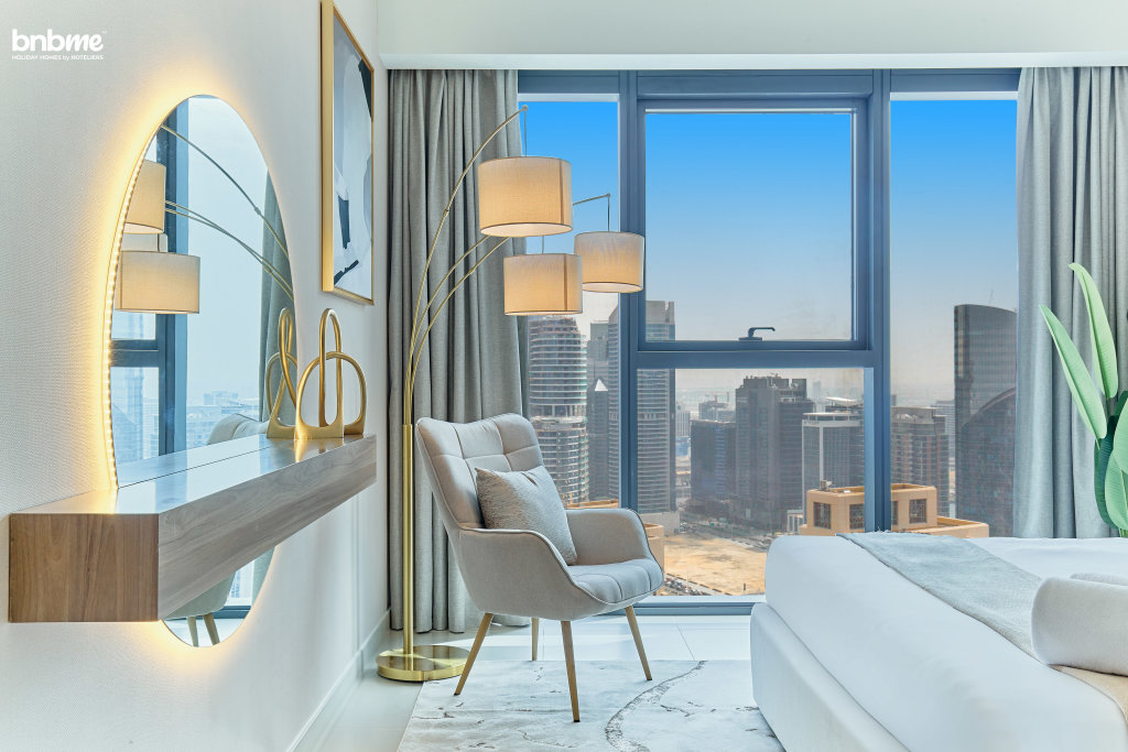 Дубай: Апартаенты Bnbmehomes | Modern 2BR Treasure nr Dubai Fountain - 3302