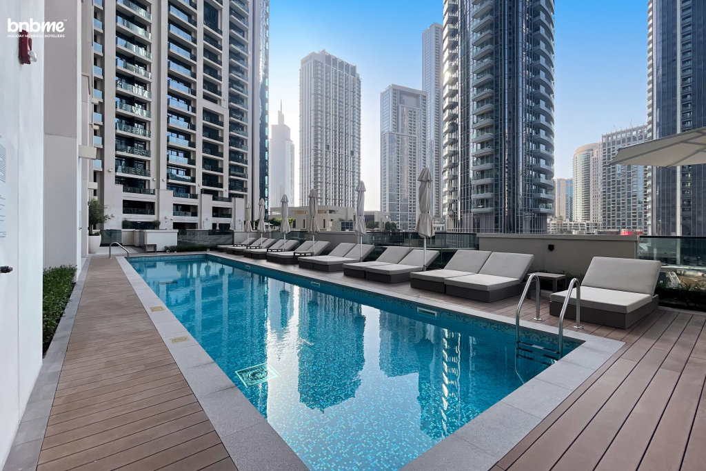 Дубай: Апартаенты Bnbmehomes | Modern 2BR Treasure nr Dubai Fountain - 3302