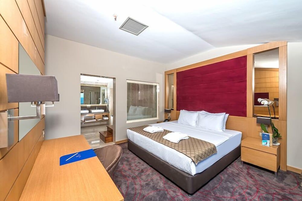 Унье: Kalibya World Resort & Spa Hotel