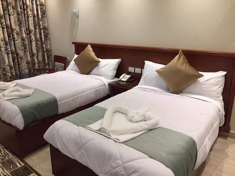 Александрия: Amwaj Hotel