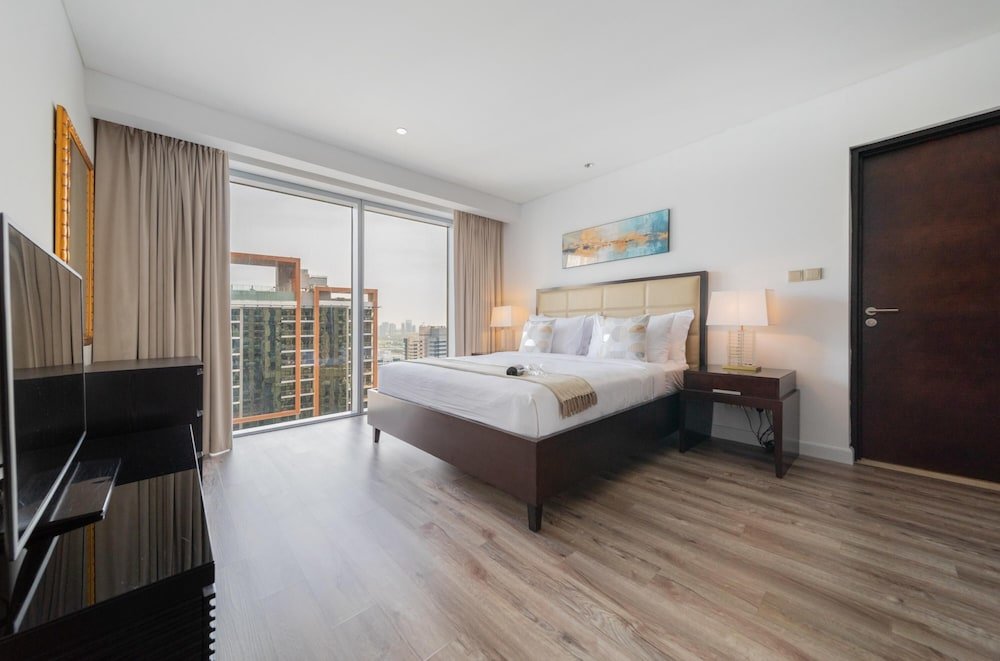 Дубай: DXB - JW Marriott Dubai Marina - 2014 - DM