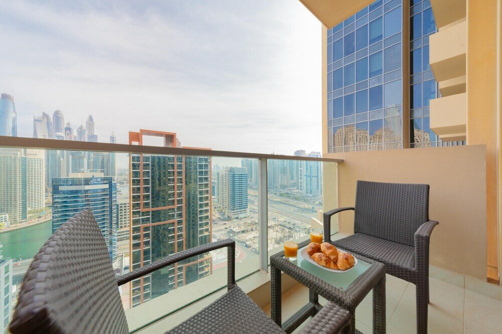 Дубай: DXB - JW Marriott Dubai Marina - 2014 - DM