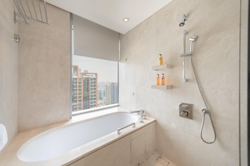 Дубай: DXB - JW Marriott Dubai Marina - 2014 - DM