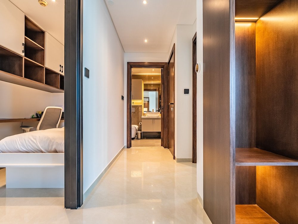 Дубай: Modern DT Escape1BR with Upscale Comfort