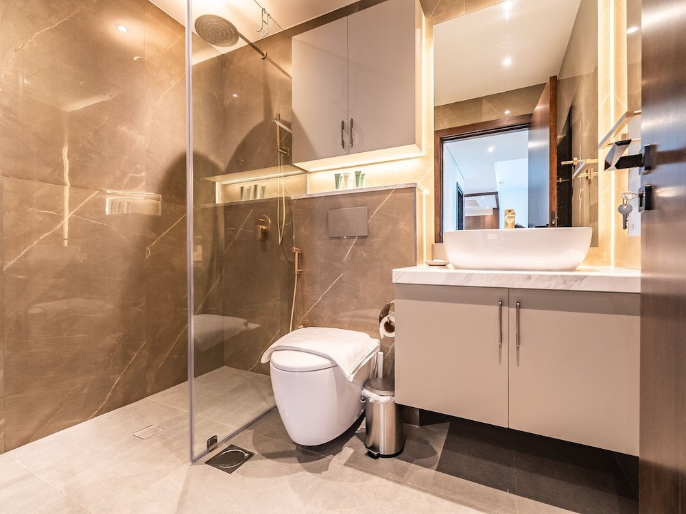 Дубай: Modern DT Escape1BR with Upscale Comfort