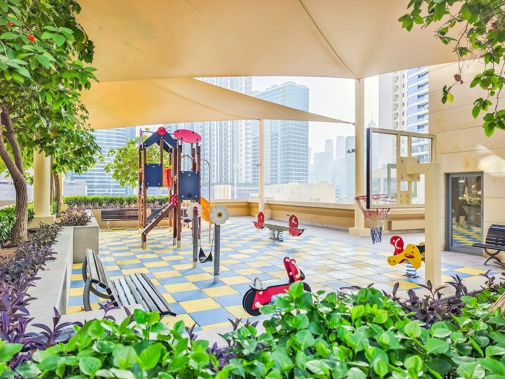 Дубай: Modern DT Escape1BR with Upscale Comfort