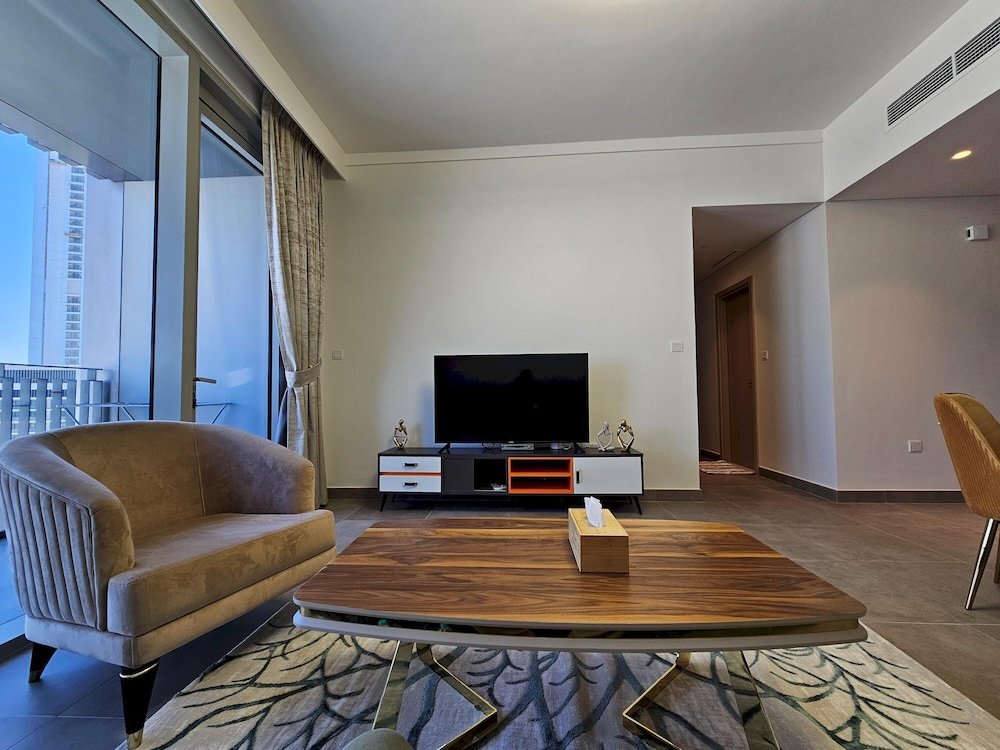 Дубай: Wonderful 2BR Apartment Heavenly Feel