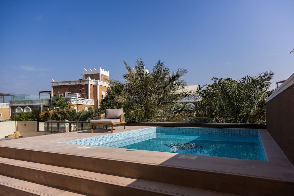 Дубай: Lux 5BR Townhouse in Balqise Residence