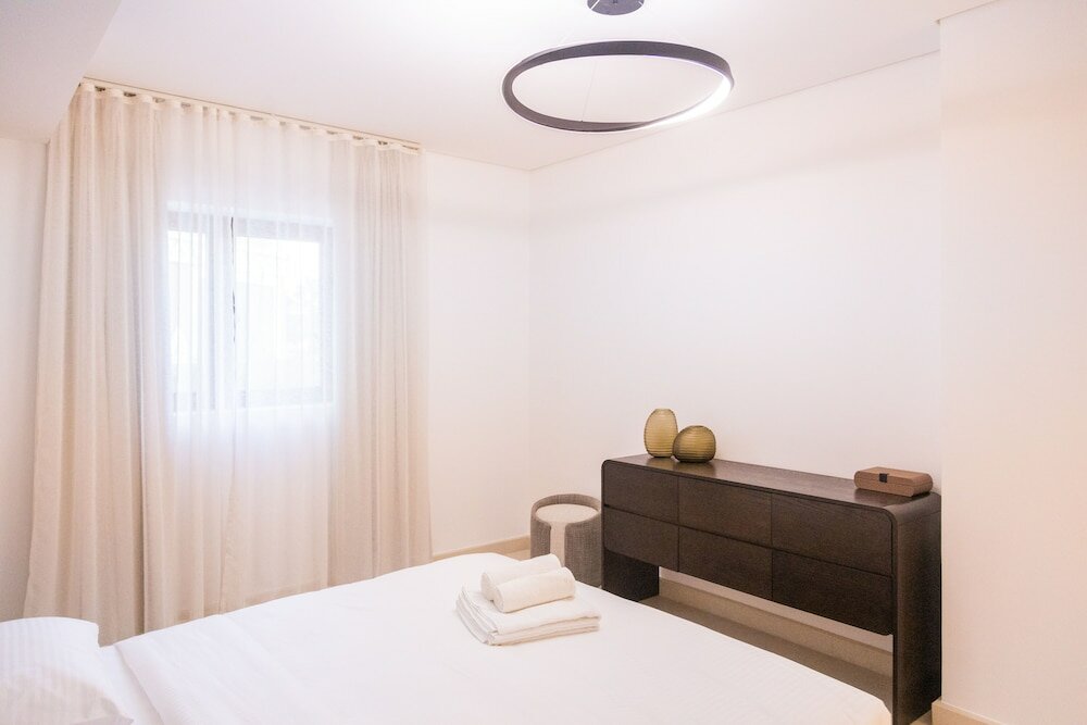 Дубай: Lux 5BR Townhouse in Balqise Residence