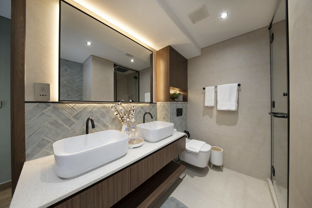 Дубай: Fountain View Signature Residence With Terrace 135 SQM