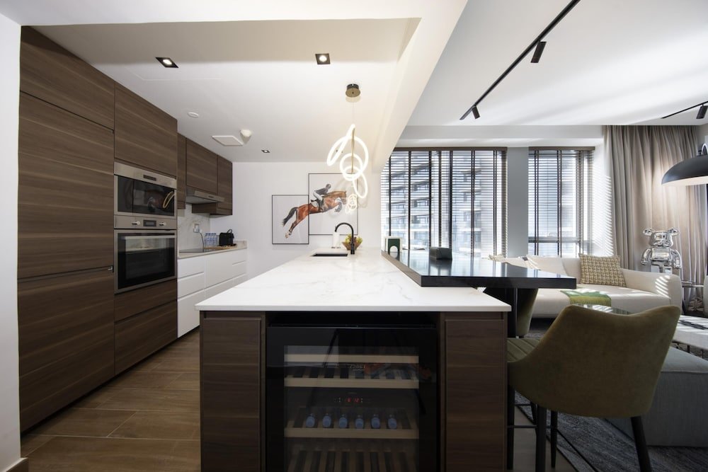 Дубай: Fountain View Signature Residence With Terrace 135 SQM