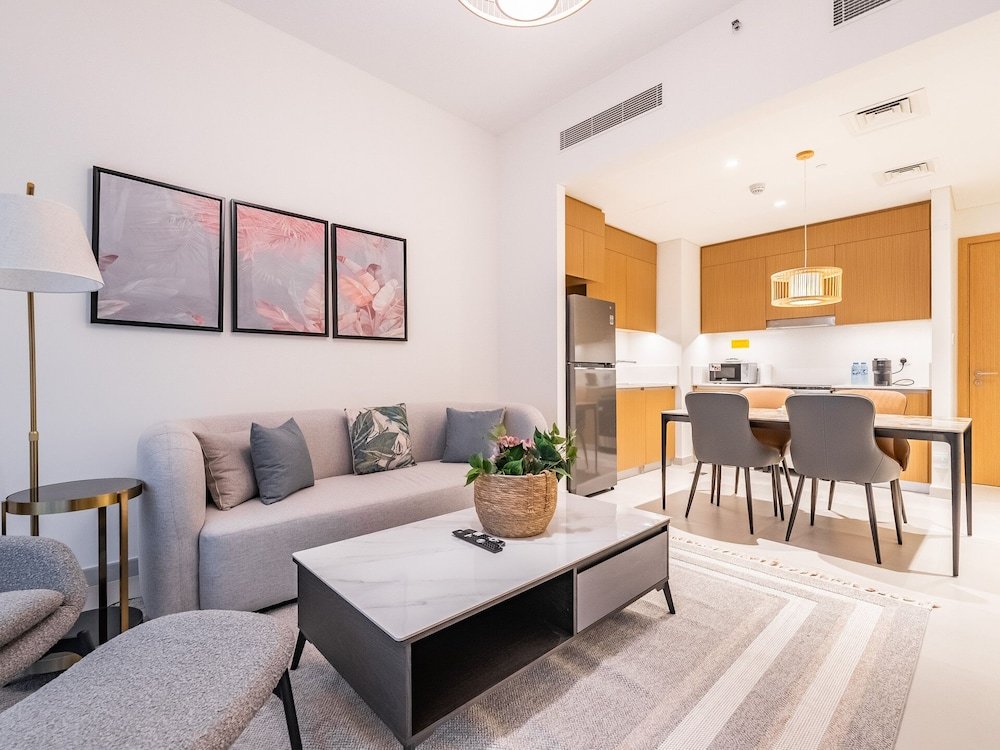 Дубай: Creek Beachfront Heaven 1BR Luxe Harbor