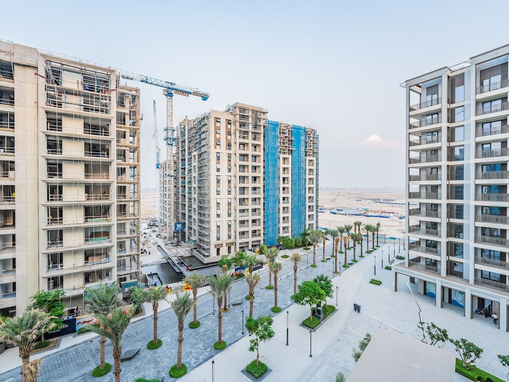 Дубай: Zen Oasis1BR Splendid Creek Side Retreat
