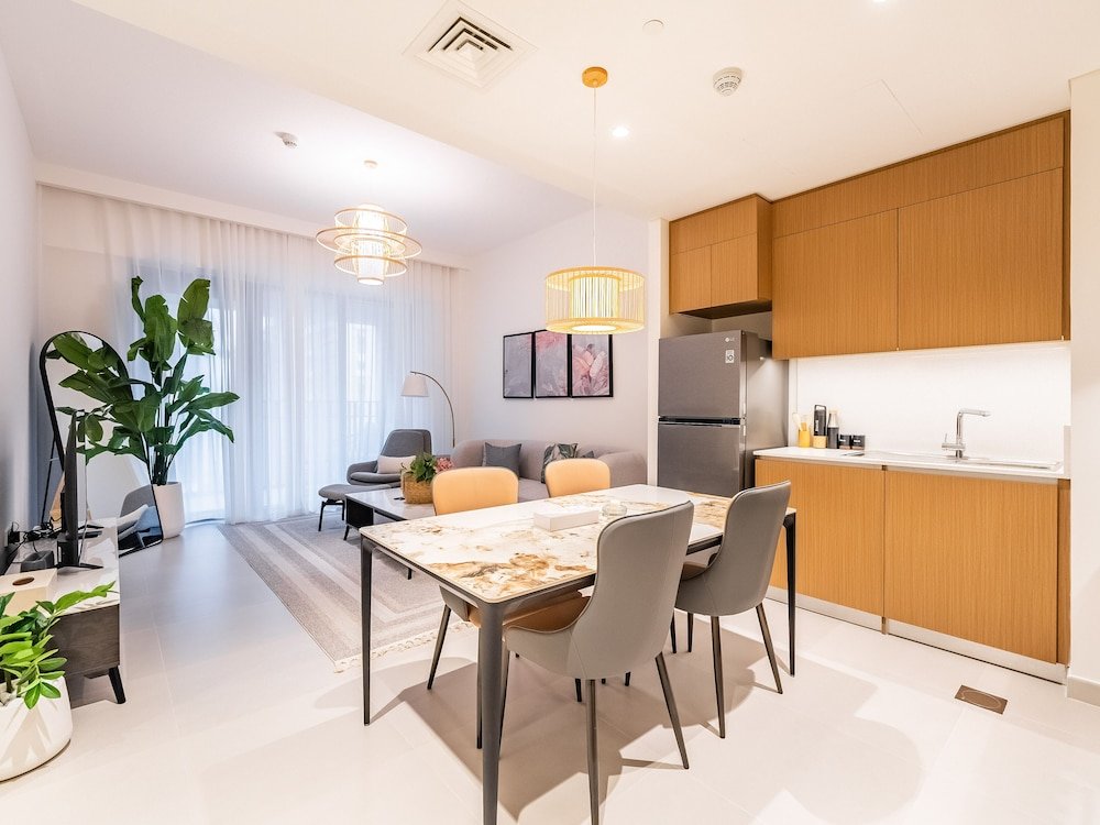Дубай: Zen Oasis1BR Splendid Creek Side Retreat