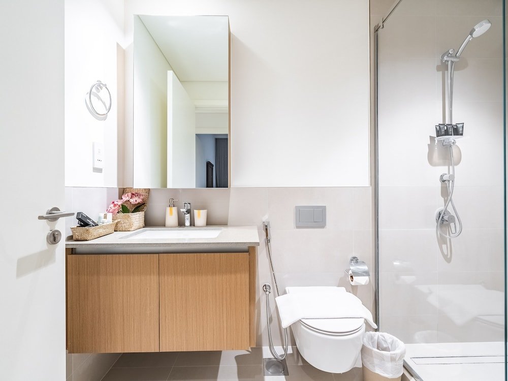 Дубай: Zen Oasis1BR Splendid Creek Side Retreat
