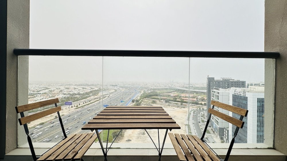 Дубай: Luxury Studio Apartments Business Bay With Balcony and Free parking by Belvilla