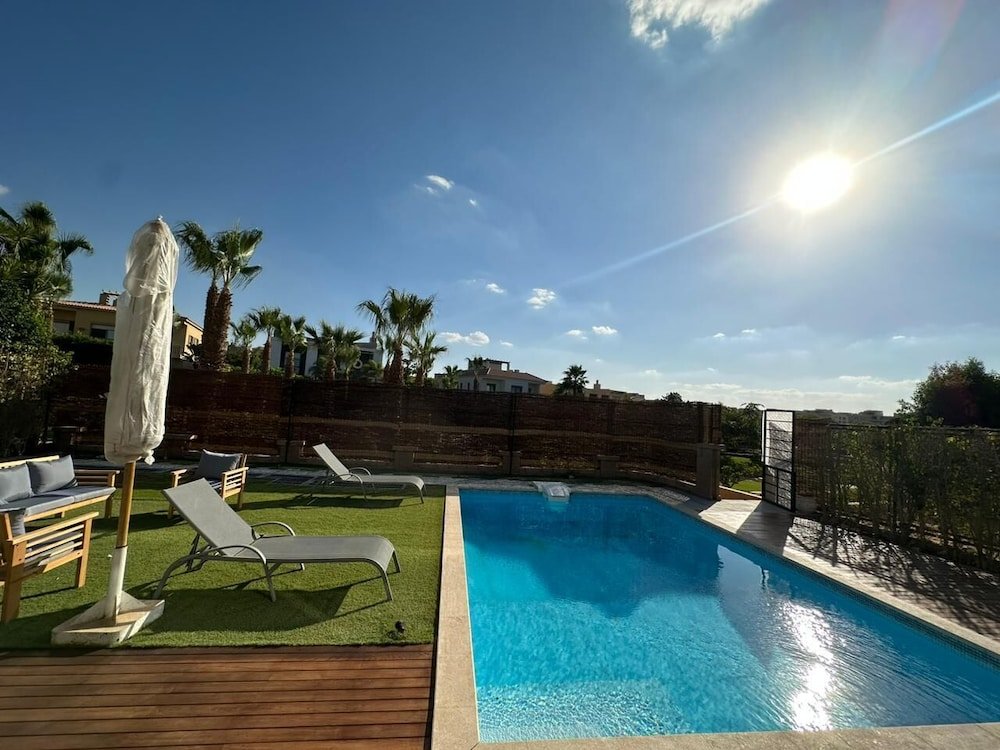 Шейх Заед Сити: Villa with Pool-Allegria-Sheikh Zayed