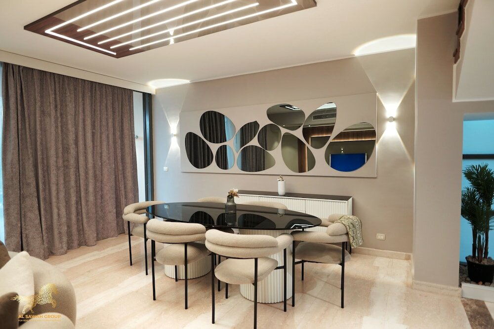 Шейх Заед Сити: Villa With pool&Garden-Beverly Hills