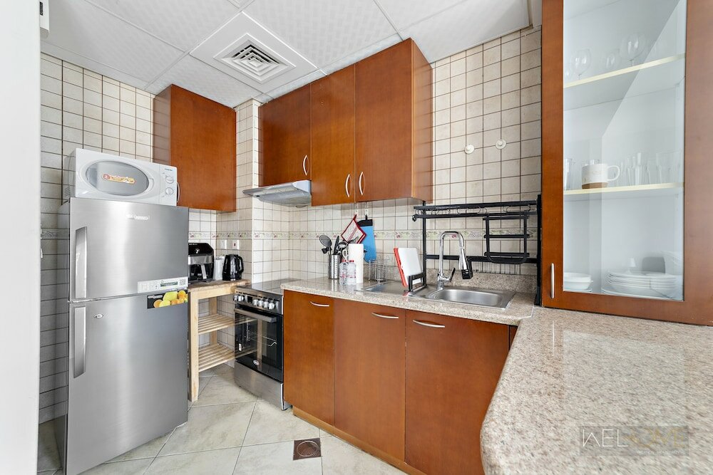 Дубай: WelHome - Stylish Studio with Park Views in Regent House 2
