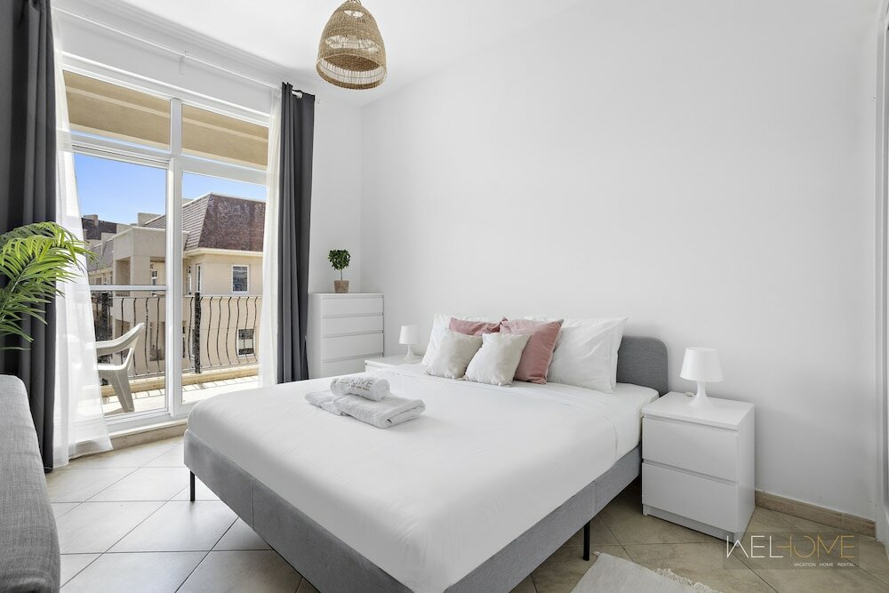 Дубай: WelHome - Stylish Studio with Park Views in Regent House 2