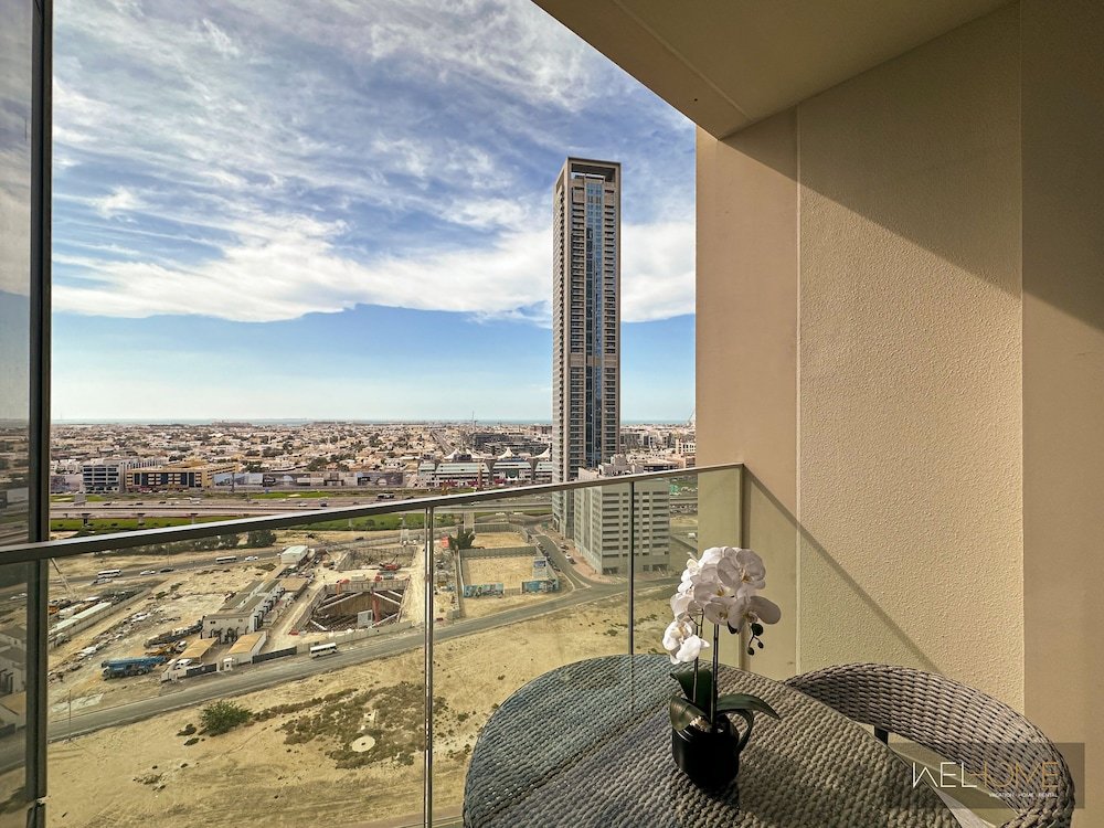 Дубай: WelHome - Luxurious 2BR Apt in Forte T1 Downtown