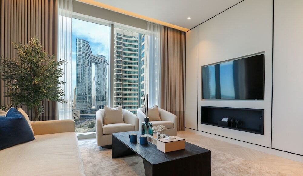 Дубай: WelHome - Luxurious 2BR Apt in Forte T1 Downtown