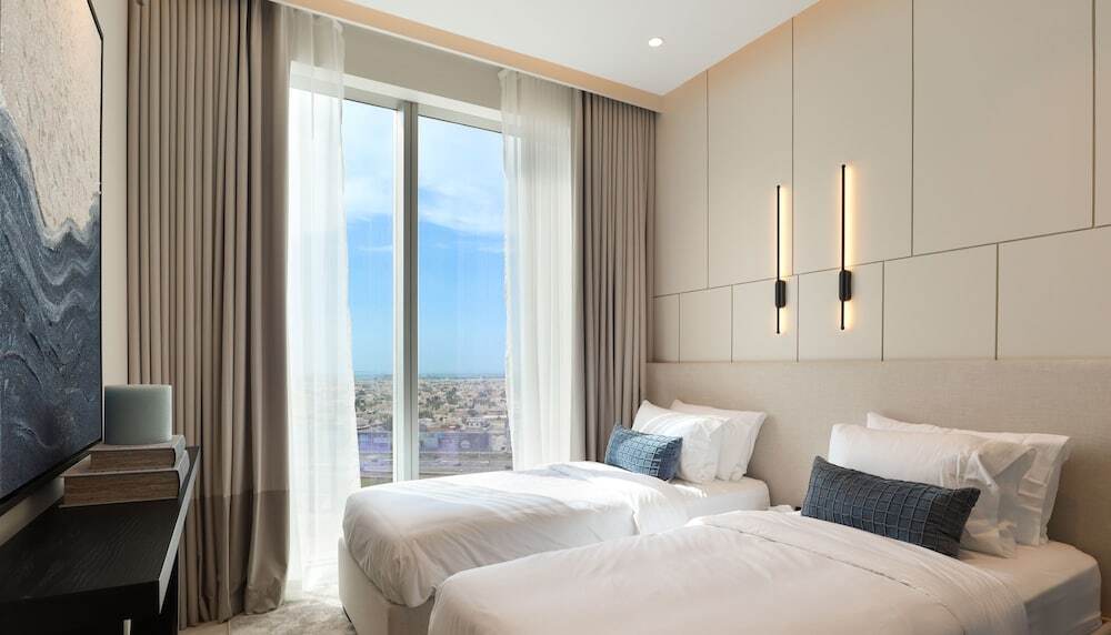 Дубай: WelHome - Luxurious 2BR Apt in Forte T1 Downtown