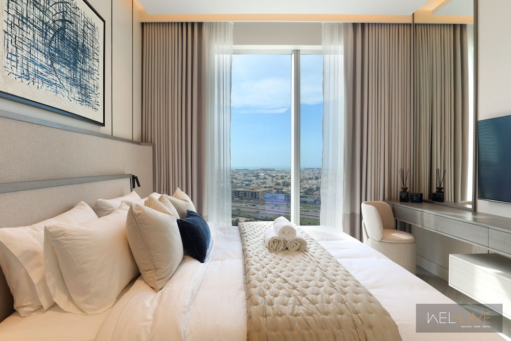 Дубай: WelHome - Luxurious 2BR Apt in Forte T1 Downtown