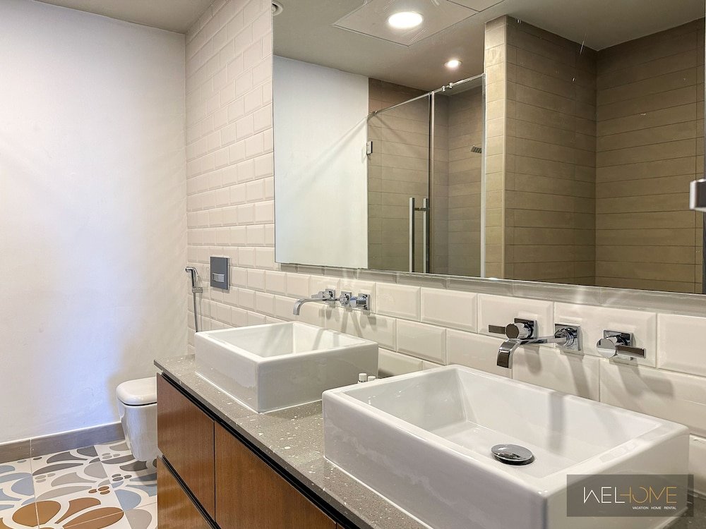 Дубай: WelHome - Prime 1BR Apartment at Oia Residence