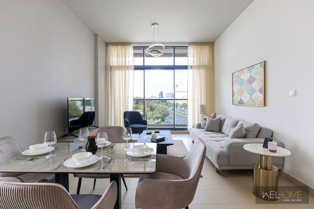 Дубай: WelHome - Prime 1BR Apartment at Oia Residence
