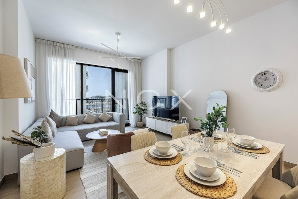 Дубай: 2BR La Rive B2 Port De La Mer Jumeirah 1