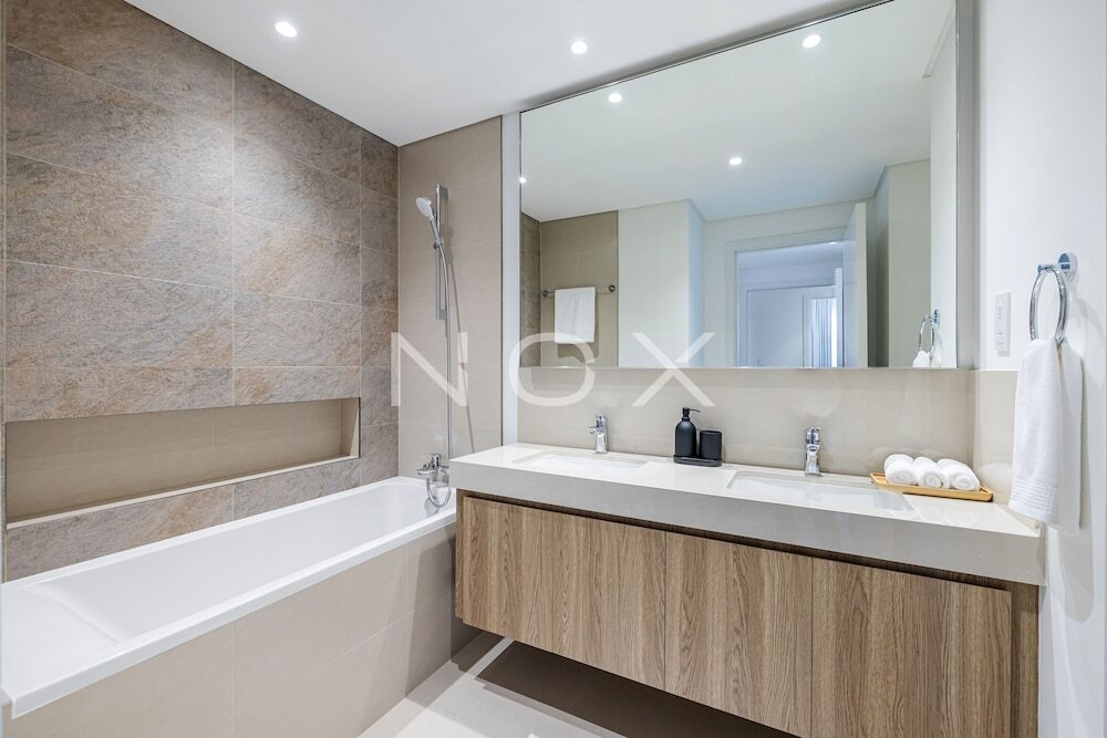 Дубай: 3BR High Floor Downtown Views 2- T1