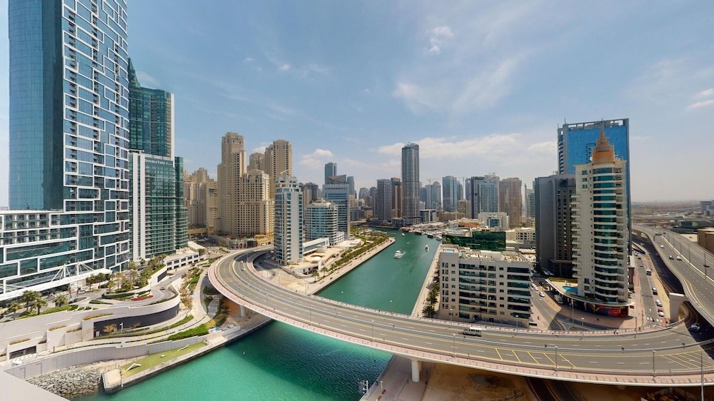 Дубай: Primestay - 2BR With Marina View - 52/42