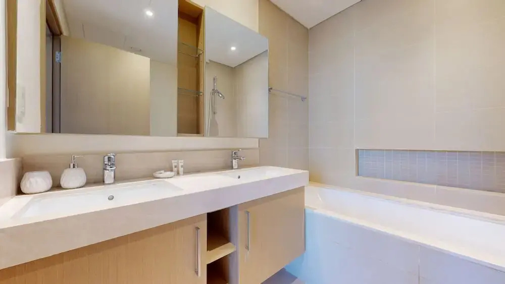 Дубай: Primestay - 2BR With Marina View - 52/42