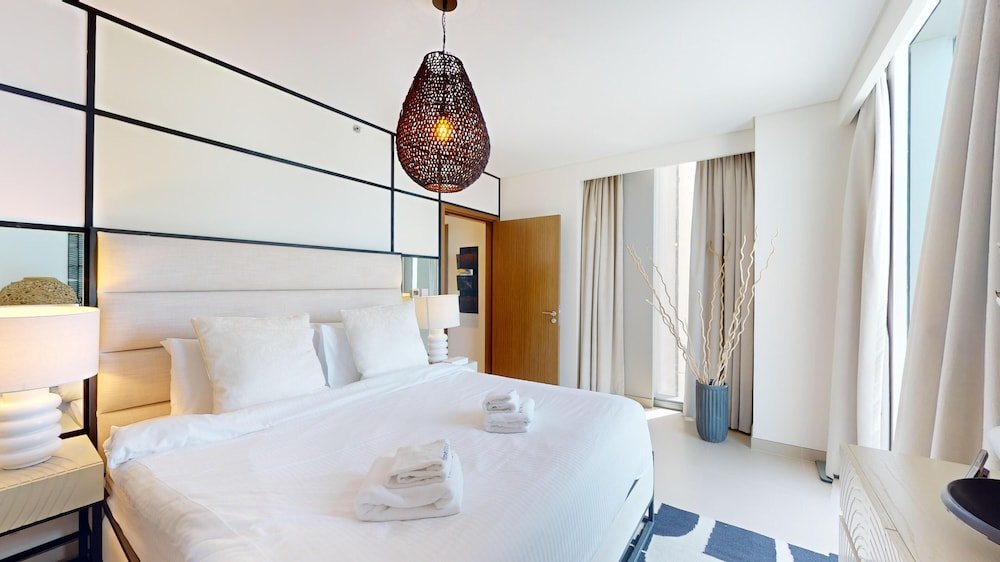 Дубай: Primestay - 2BR With Marina View - 52/42