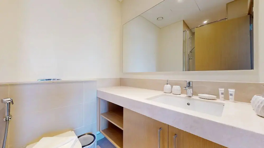 Дубай: Primestay - 2BR With Marina View - 52/42