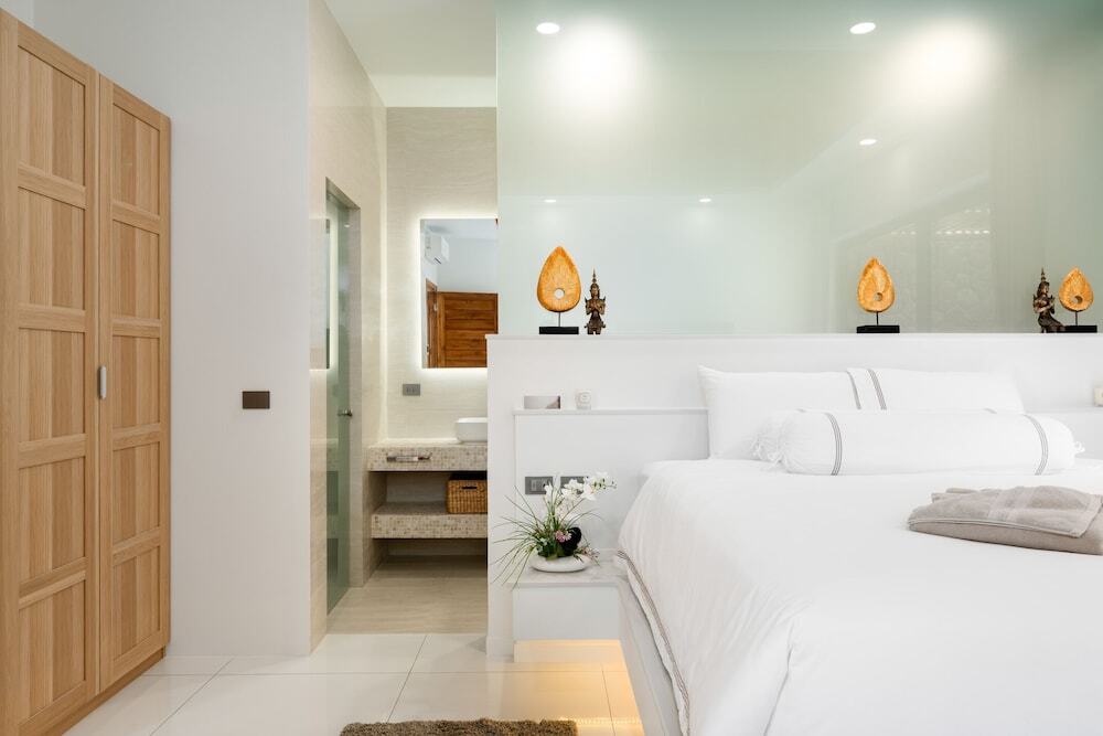 Самуи: Luxury Balinese Private Pool Villa-KBR12