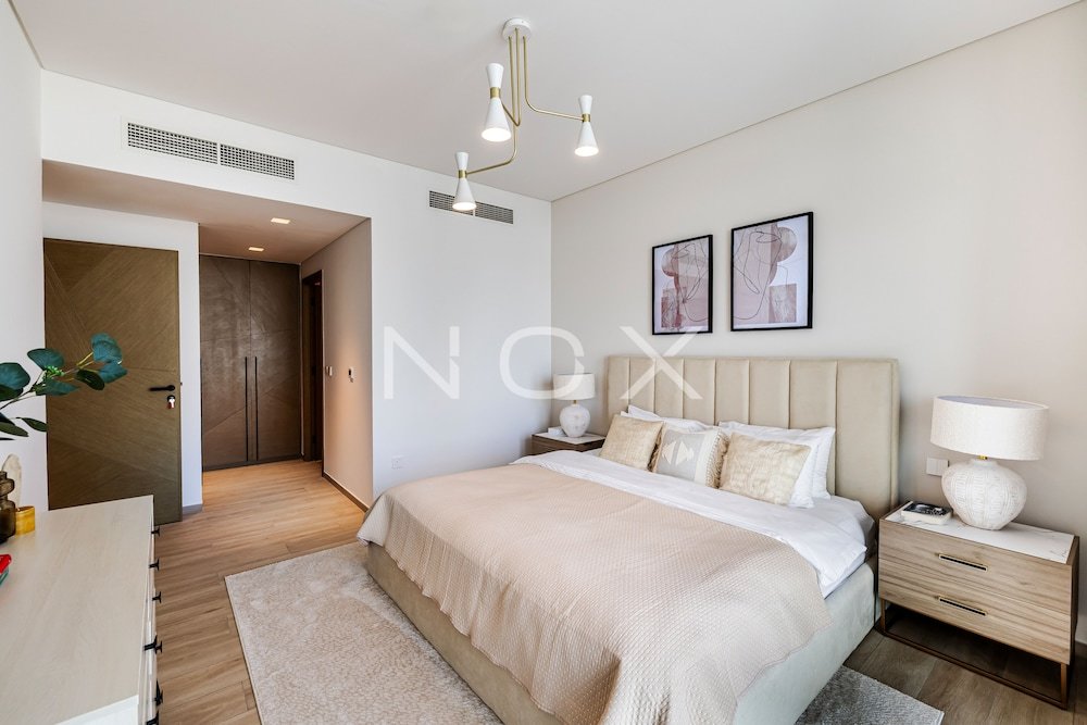 Дубай: Luxury 2BR Palace Residence