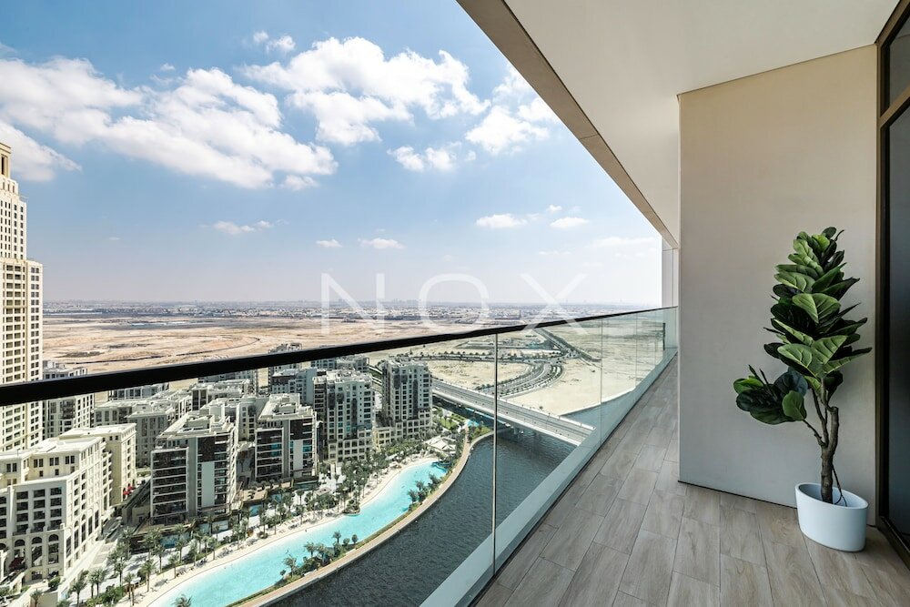 Дубай: Luxury 2BR Palace Residence