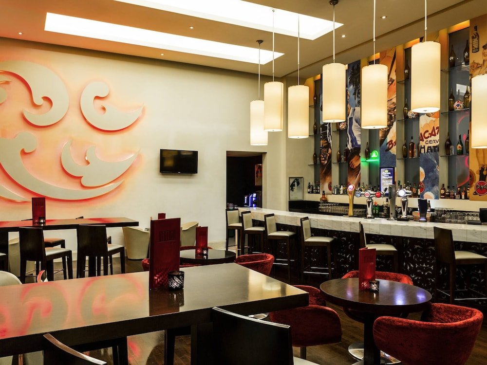 Дубай: Novotel Deira Creekside Dubai