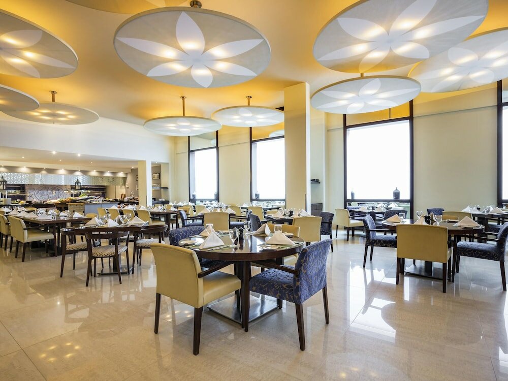 Дубай: Novotel Deira Creekside Dubai