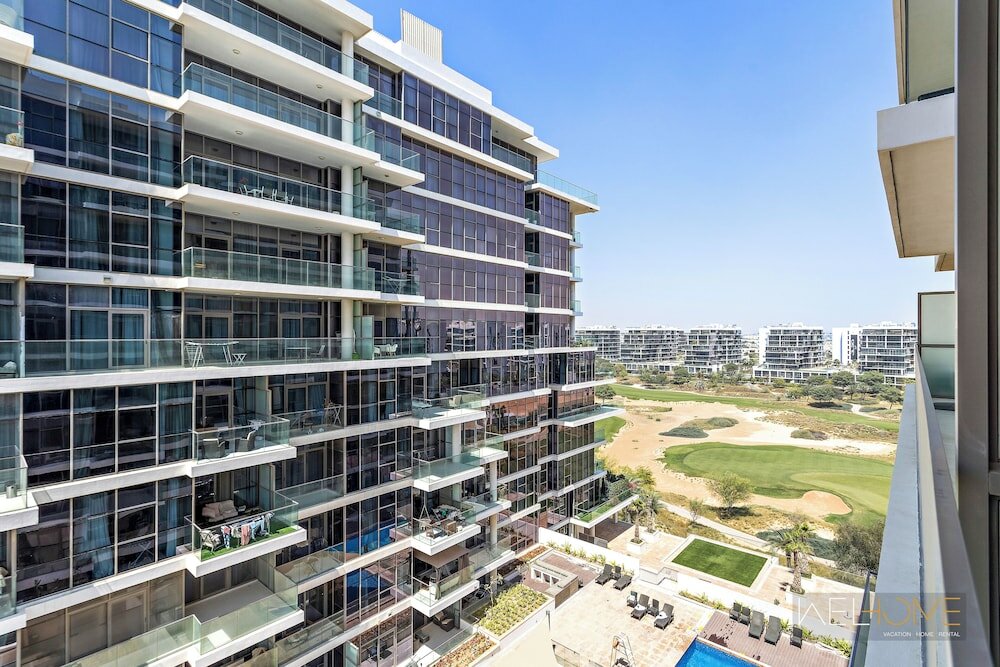 Дубай: WelHome - Charming Breathtaking 1BR Apt. In Damac Hills