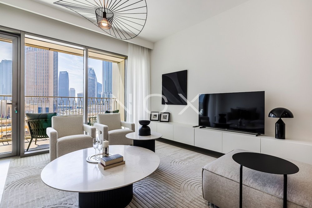 Дубай: 3BR with Lounge Downtown Views 2 T3