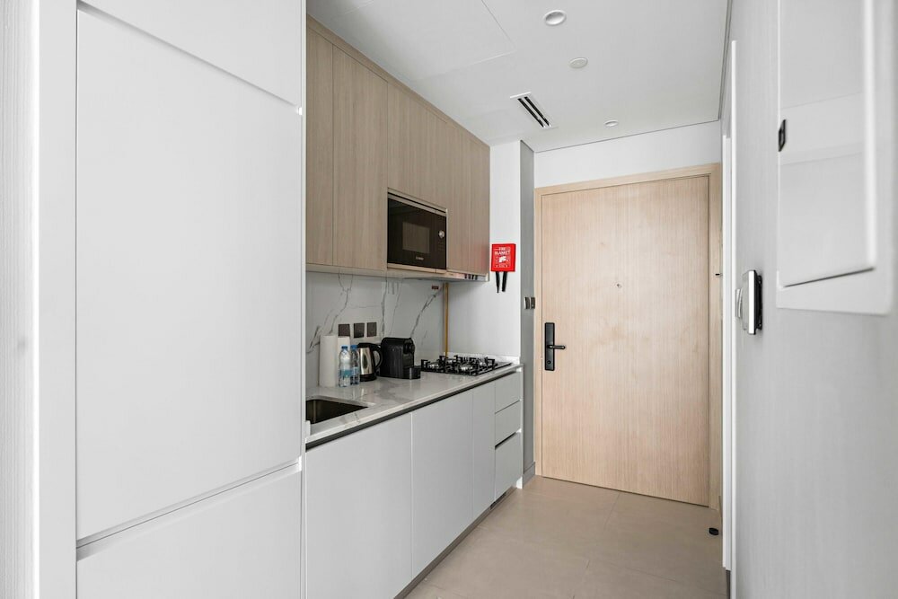 Дубай: Brand new Studio in Al Furjan 2 Mins From Metro